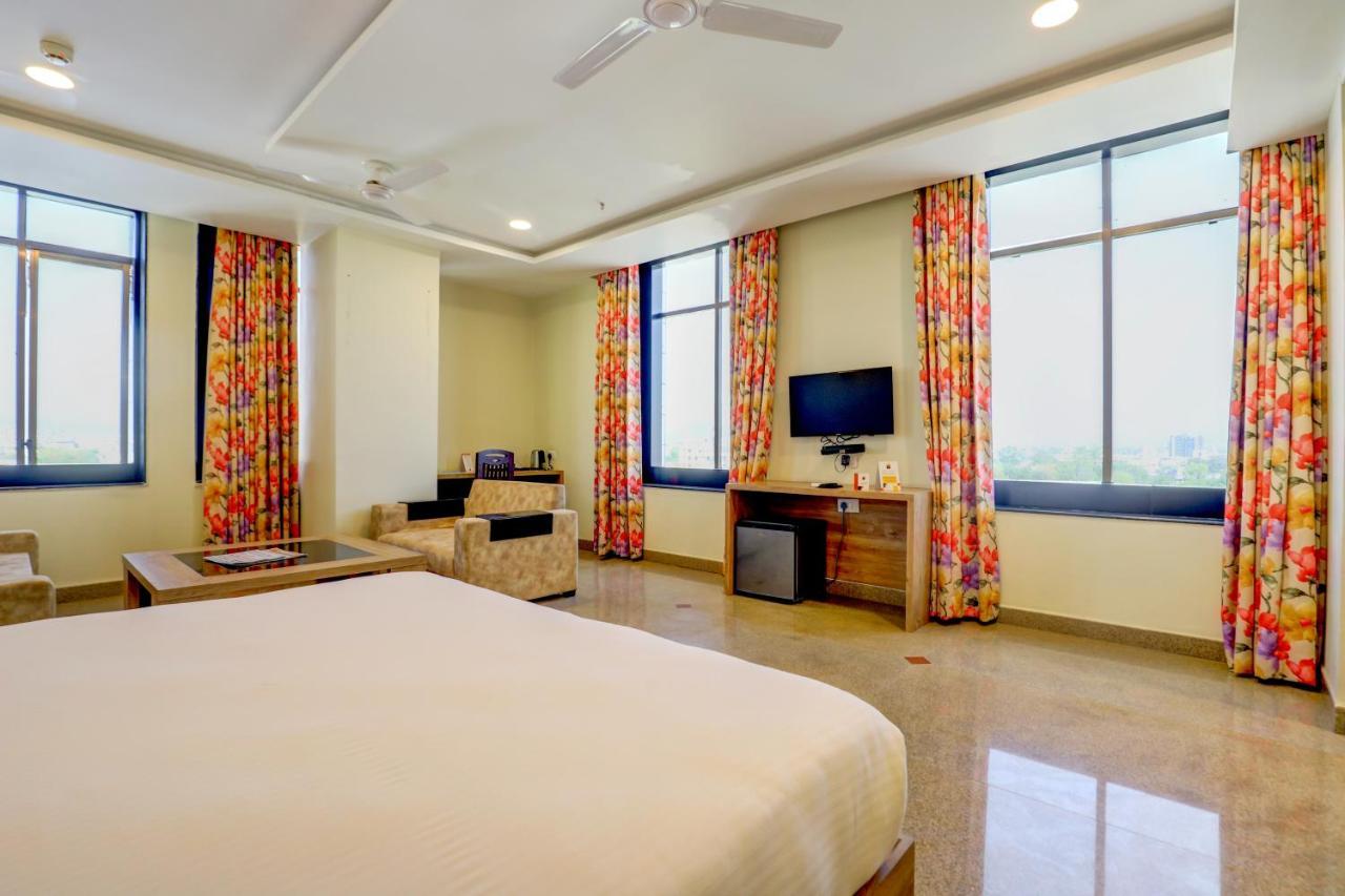 Hotel Shree Nanda Udaipur Kültér fotó
