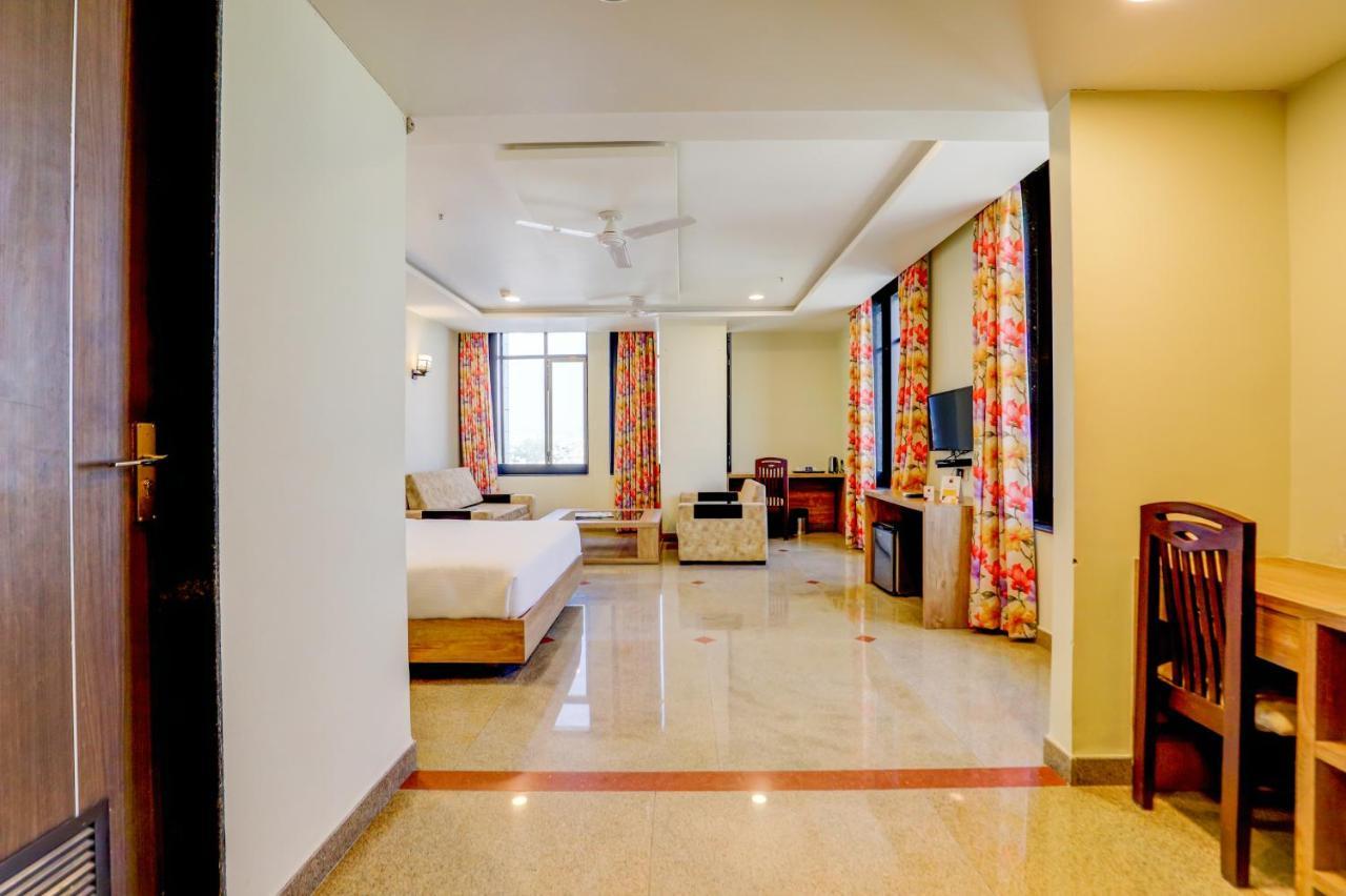 Hotel Shree Nanda Udaipur Kültér fotó