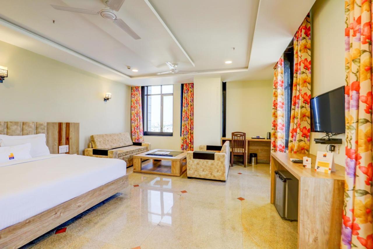 Hotel Shree Nanda Udaipur Kültér fotó